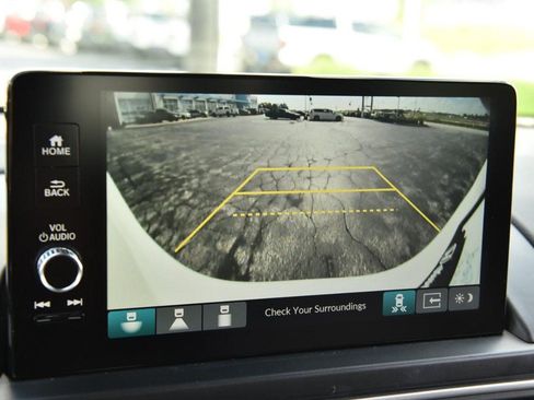 Certified 2025 Honda Pilot EX-L image 13