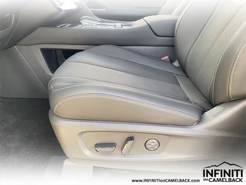 New 2026 INFINITI QX60 Luxe w/ Family Package image 22