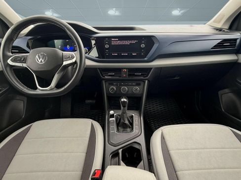 Used 2022 Volkswagen Taos SE FWD image 15