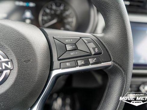 Used 2024 Nissan Kicks SV image 22