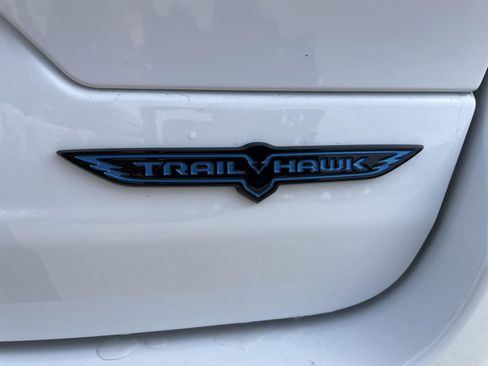 Used 2022 Jeep Grand Cherokee Trailhawk w/ Advanced Protech Group II image 60