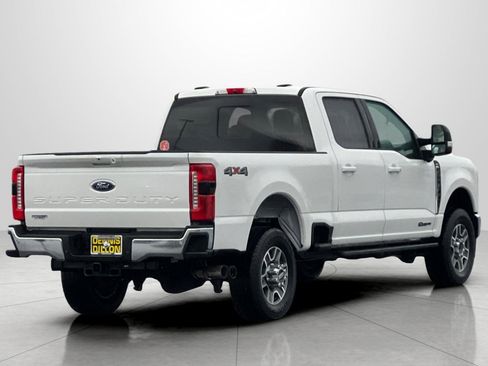 Used 2024 Ford F350 Lariat image 4