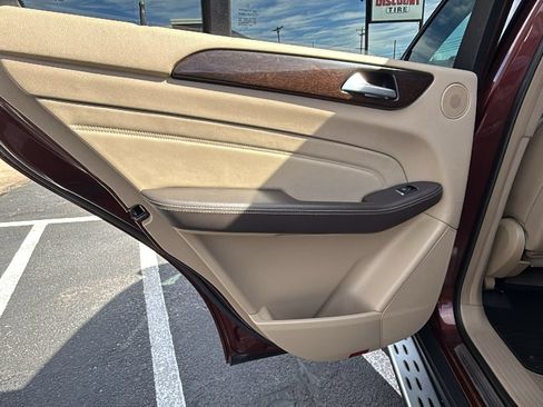 Used 2014 Mercedes-Benz ML 350 4MATIC image 11