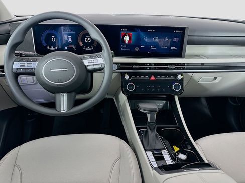 New 2026 Hyundai Tucson SEL image 18