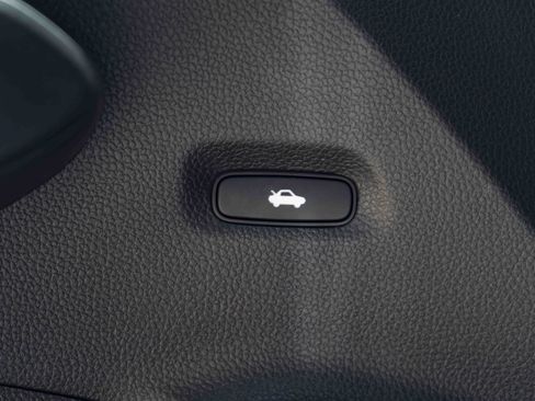 Used 2024 Honda Civic Touring image 39