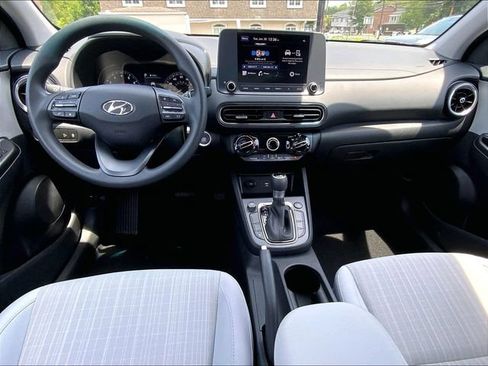 Used 2023 Hyundai Kona SEL AWD/4WD image 12