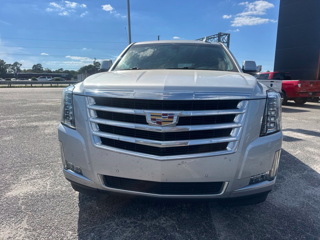 Used 2017 Cadillac Escalade 4WD image 8