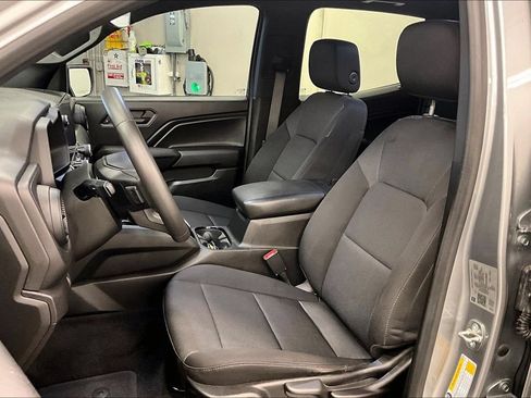Used 2023 Chevrolet Colorado Trail Boss AWD/4WD image 22