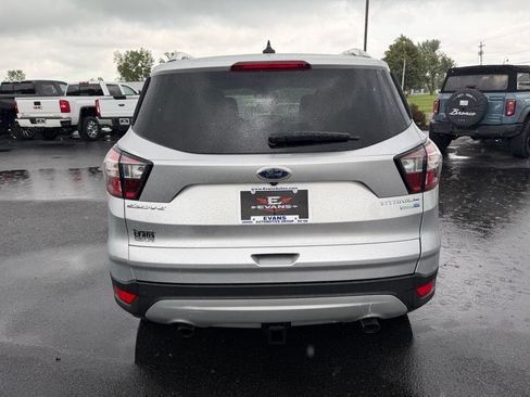 Used 2018 Ford Escape Titanium w/ Ford Safe & Smart Package AWD/4WD image 8