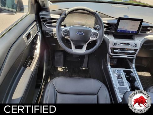 Used 2024 Ford Explorer XLT w/ Equipment Group 202A RWD image 21