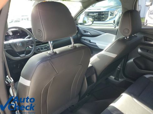 Used 2024 Buick Envista Preferred w/ Convenience II Package FWD image 13