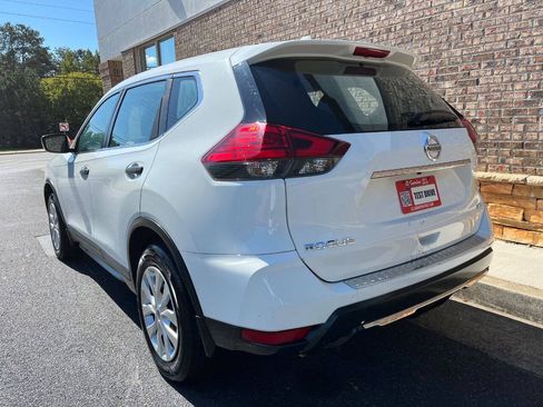 Used 2017 Nissan Rogue S AWD/4WD image 4