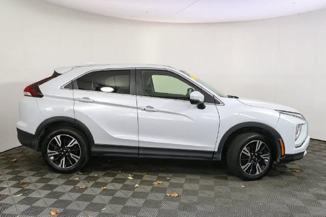 Used 2024 Mitsubishi Eclipse Cross AWD image 13