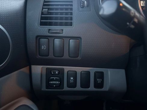 Used 2013 Toyota Tacoma 4x4 Access Cab V6 image 27