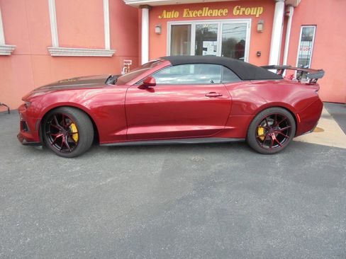 Used 2017 Chevrolet Camaro LT RWD image 49