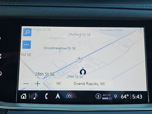 Used 2025 Cadillac XT5 Sportv w/ Technology Package image 22