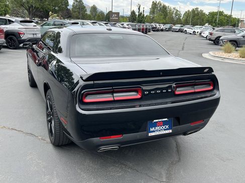 Used 2022 Dodge Challenger GT AWD/4WD image 10