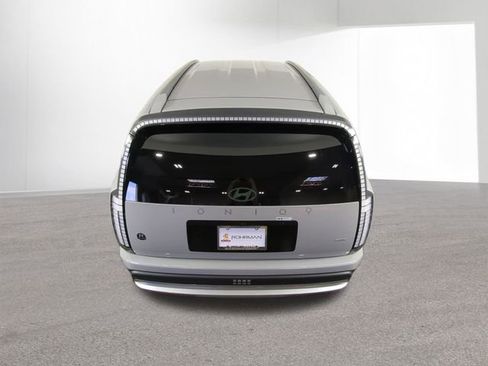 New 2026 Hyundai Ioniq 9 SE AWD/4WD image 36