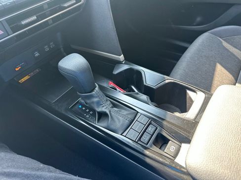 Used 2025 Toyota Camry LE FWD image 25