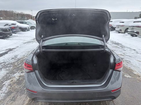 Used 2024 Nissan Sentra SV image 33