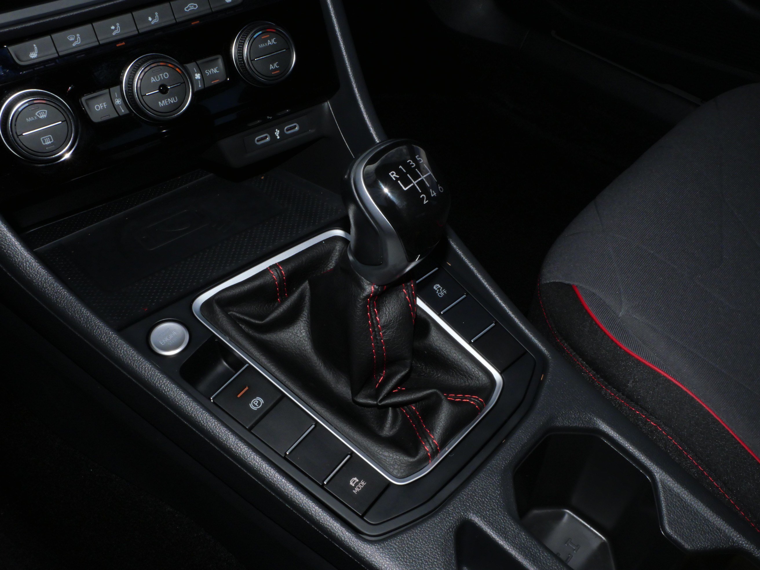 Certified 2024 Volkswagen Jetta GLI 40th Anniversary Edition FWD image 25