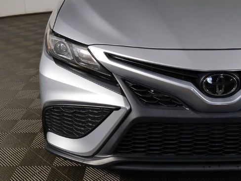 Used 2023 Toyota Camry SE w/ Convenience Package FWD image 10