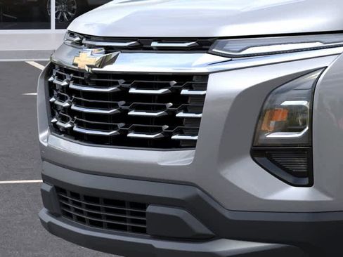 New 2026 Chevrolet Equinox LT FWD image 13