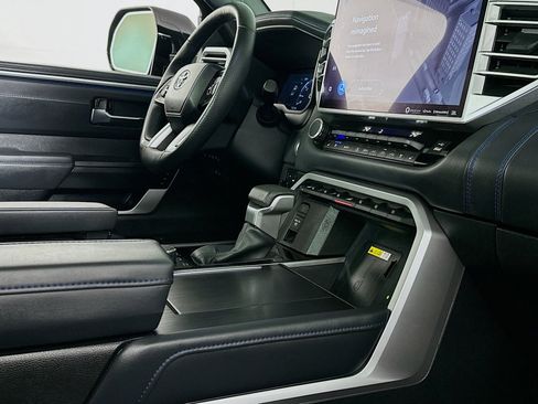 Used 2023 Toyota Tundra Platinum image 29