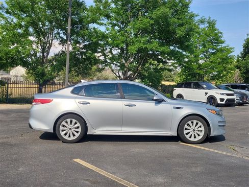 Used 2016 Kia Optima EX image 3