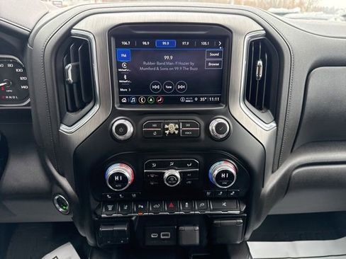 Used 2023 GMC Sierra 3500 Denali w/ Denali Ultimate Package image 26