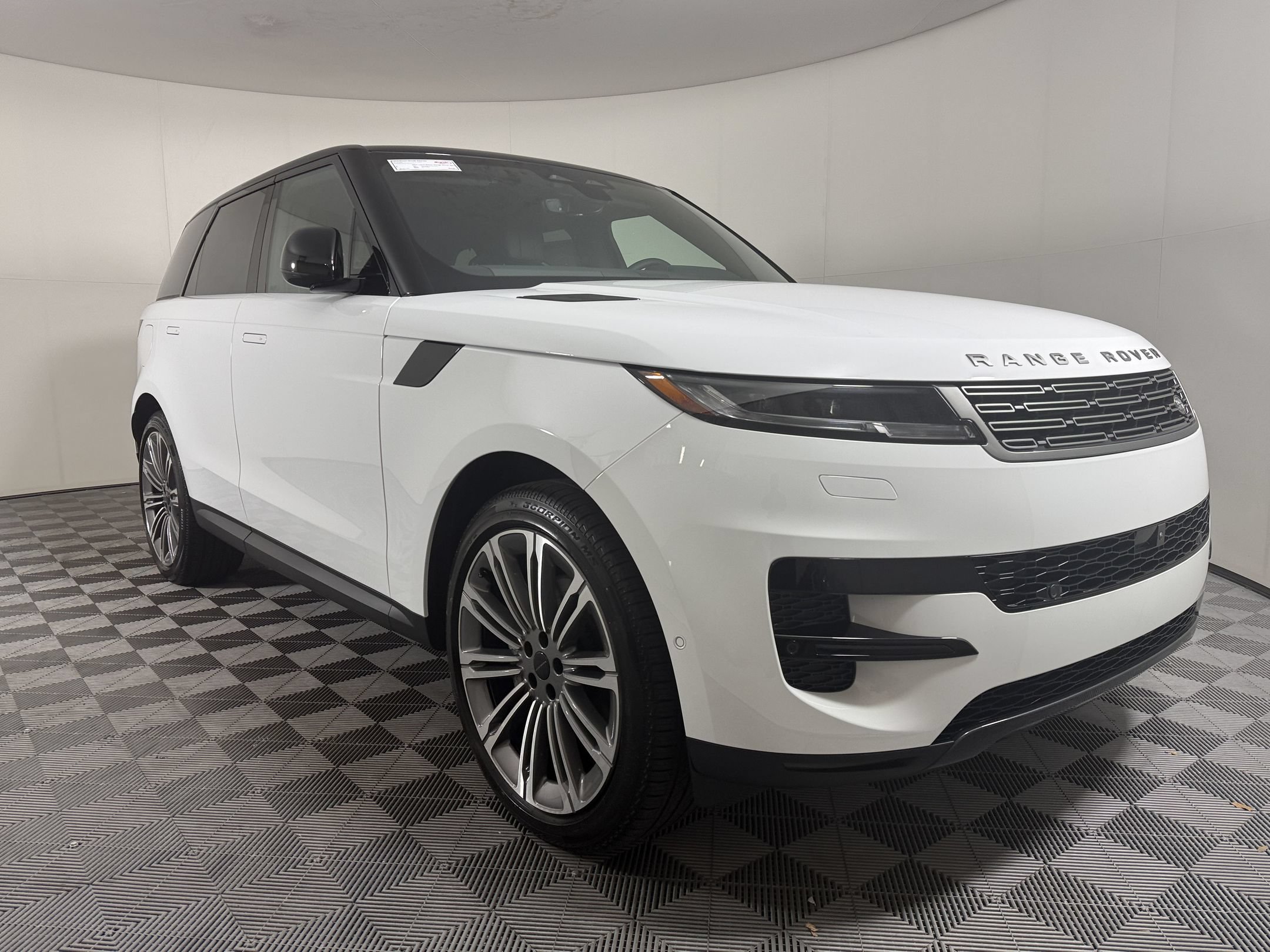New 2027 Land Rover Range Rover Sport SE AWD/4WD image 7