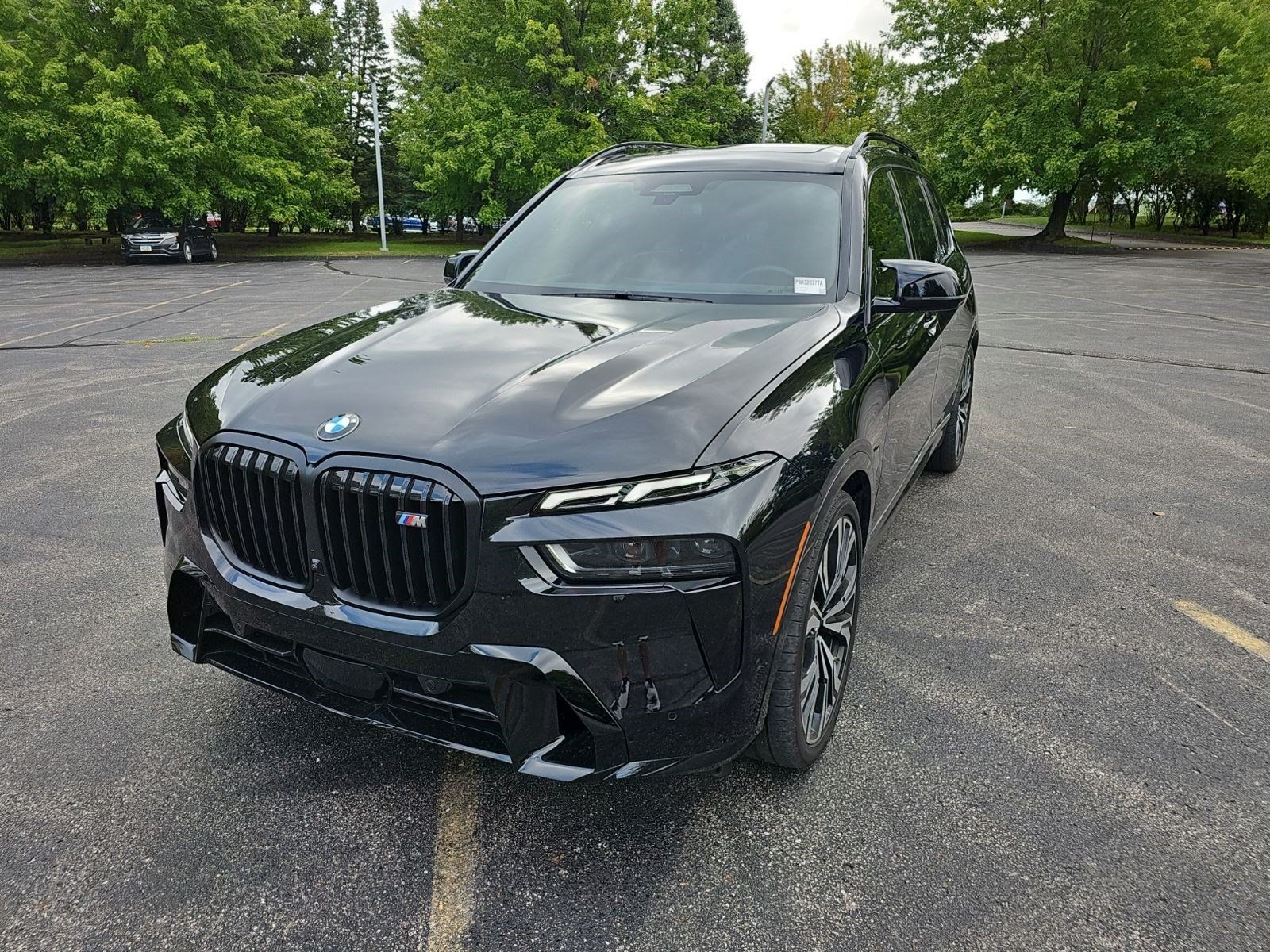 Used 2023 BMW X7 M60i AWD/4WD image 2