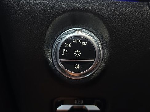 Certified 2022 Mercedes-Benz C 300 Sedan image 26