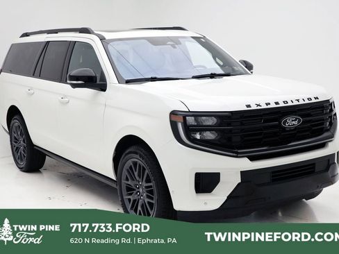 Used 2025 Ford Expedition Max Platinum w/ Stealth Performance Package AWD/4WD image 1