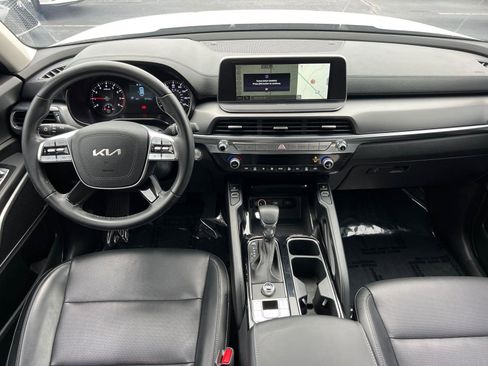 Used 2022 Kia Telluride S FWD image 23