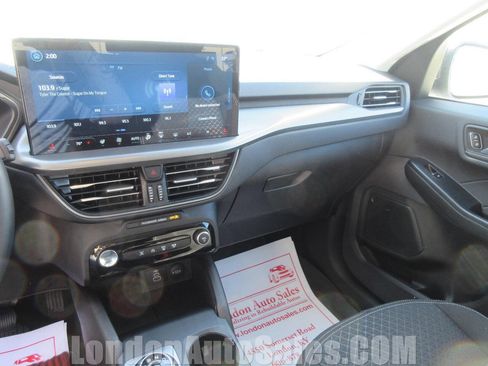 Used 2025 Ford Escape Active w/ Tech Pack #1 image 11