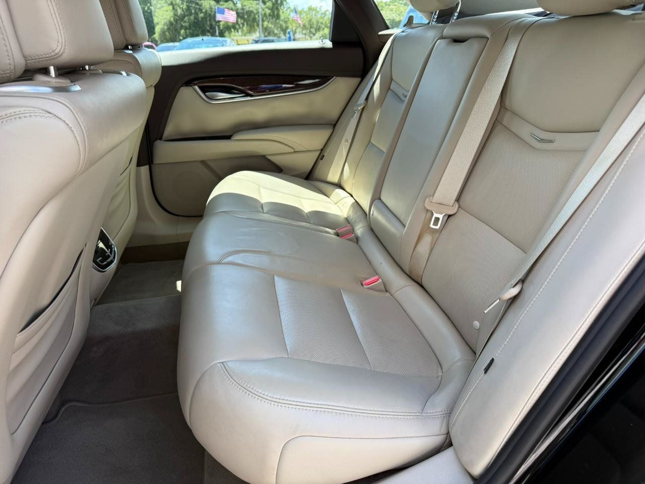 Used 2014 Cadillac XTS Premium FWD image 23