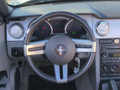 Used 2005 Ford Mustang GT image 23