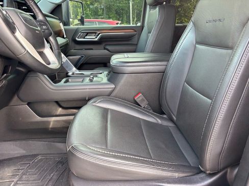 Used 2024 GMC Sierra 2500 Denali w/ Denali Reserve Package AWD/4WD image 9