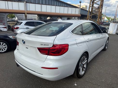Used 2017 BMW 330i Gran Turismo xDrive image 5