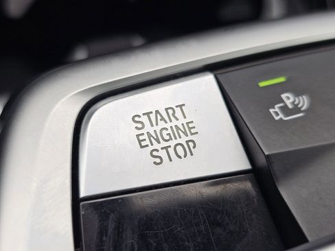 Certified 2023 BMW X1 xDrive28i w/ Premium Package image 21