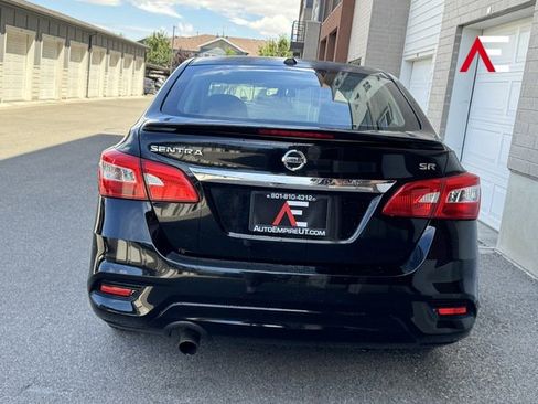 Used 2017 Nissan Sentra SR w/ SR Midnight Edition FWD image 4