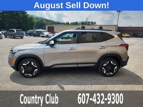 Used 2024 Kia Seltos SX w/ SX Sunroof Package AWD/4WD image 5