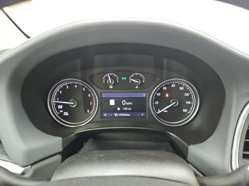 Used 2020 Buick Enclave Essence w/ Sound and Sites Package image 30