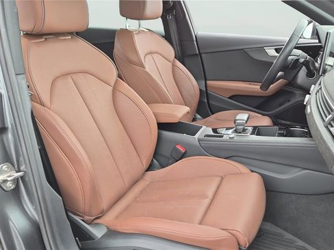 Used 2022 Audi A4 2.0T Premium Plus w/ Premium Plus Package AWD/4WD image 14