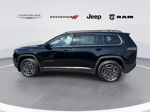 New 2026 Jeep Cherokee Laredo AWD/4WD image 4