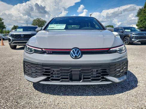 New 2025 Volkswagen GTI SE image 3