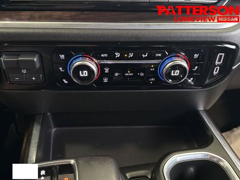 Used 2022 GMC Sierra 1500 SLT w/ SLT Convenience Package AWD/4WD image 9