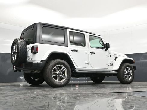 Used 2023 Jeep Wrangler Unlimited Sahara w/ Cold Weather Group AWD/4WD image 55