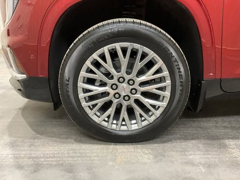 Used 2025 GMC Acadia Denali w/ Super Cruise Package image 6